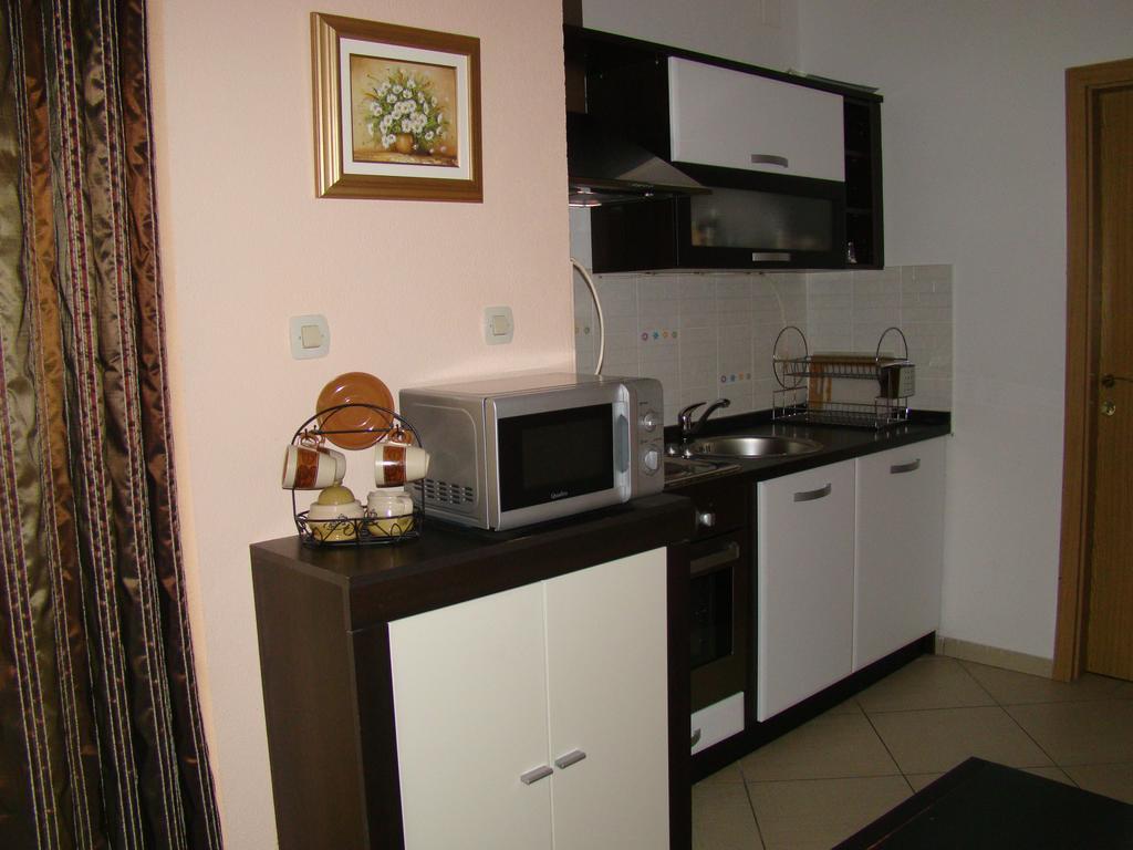 Apartments Buturic Sali Quarto foto