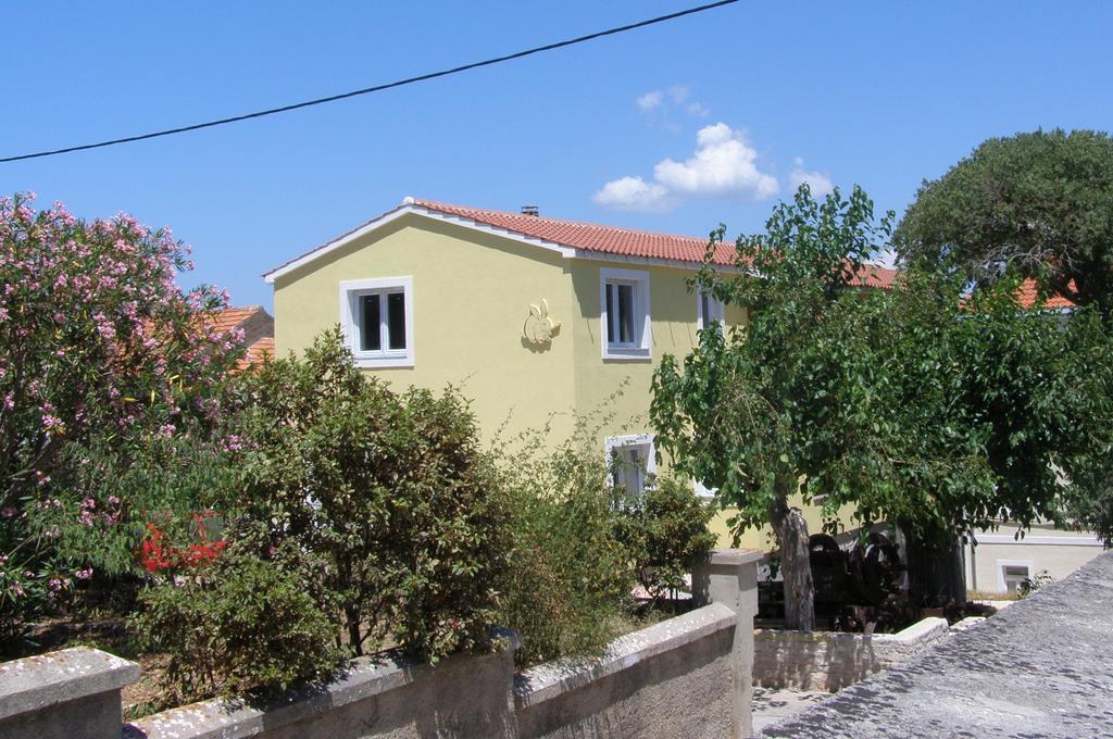 Apartments Buturic Sali Exterior foto